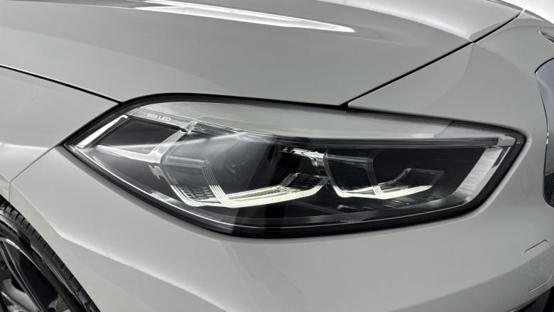 BMW 1 Series 118i [136] Sport 5dr Step Auto [Live Cockpit Pro] Petrol Hatchback